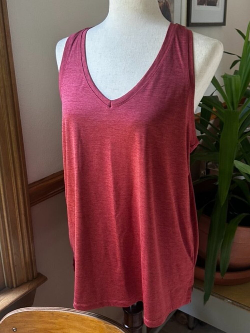 Eddie Bauer V Neck Womens Tank, L Tall